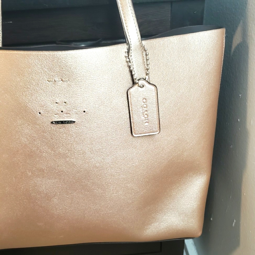 Coach Tote